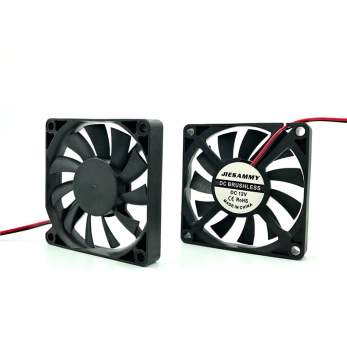 Вентилятор 135х135х32мм 12V