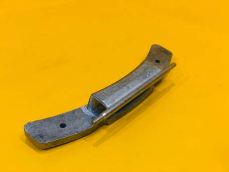 Петля люка стиральной машины Indesit Ariston 035764
