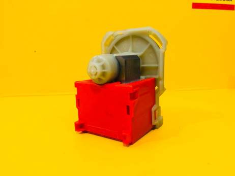 Насос стиральной машины Bosсh COPRECI 30W 4 защелки, фишка вперед вместе